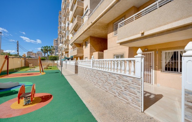 Reventa - Apartamento / piso - Torrevieja - Costa Blanca