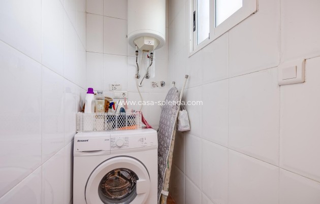 Reventa - Apartamento / piso - Torrevieja - Costa Blanca