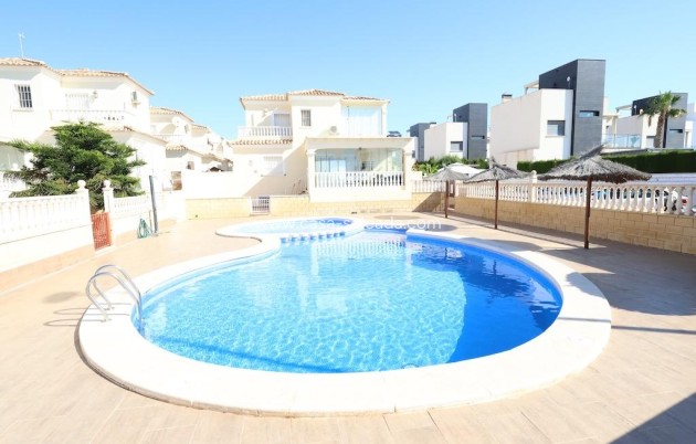 Herverkoop - Villa - Orihuela Costa - Costa Blanca