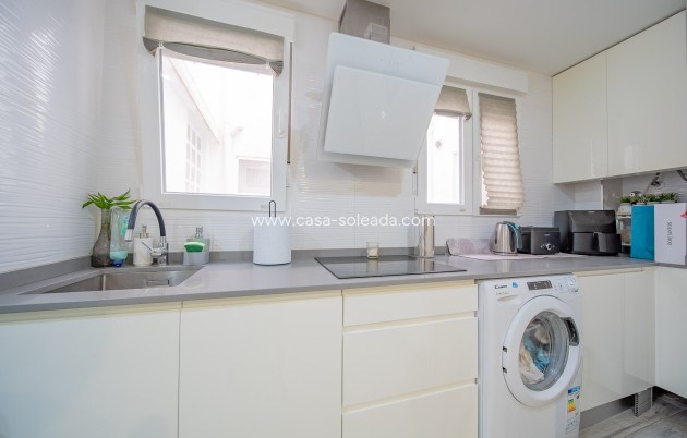 Reventa - Apartamento / piso - Torrevieja