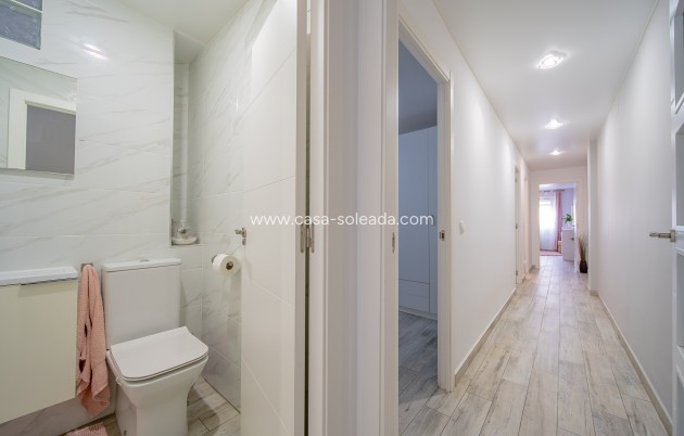 Reventa - Apartamento / piso - Torrevieja