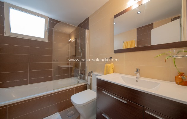 Reventa - Apartamento / piso - Torrevieja