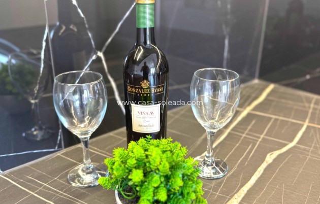 Herverkoop - Appartement / flat - Torrevieja - Torreblanca