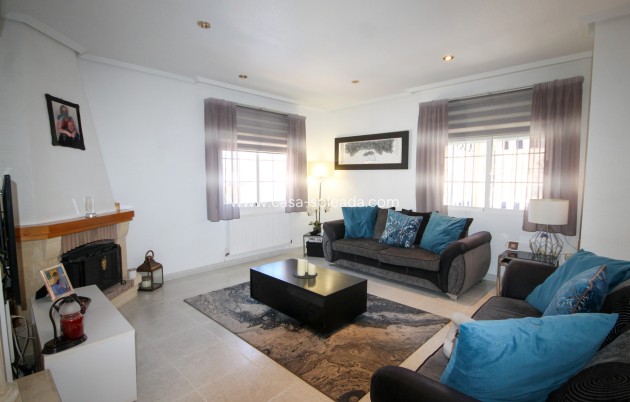 Herverkoop - Villa - Orihuela Costa - Costa Blanca