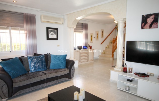 Herverkoop - Villa - Orihuela Costa - Costa Blanca