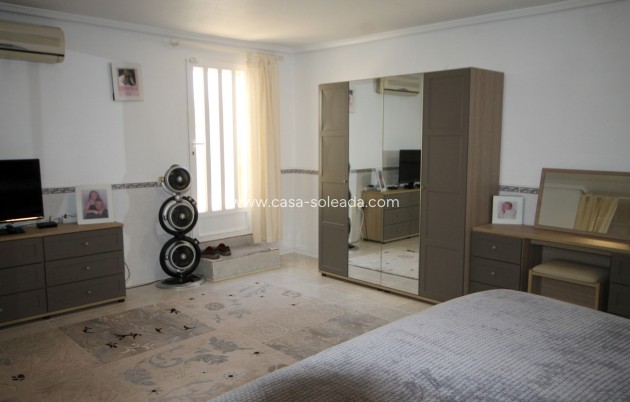 Herverkoop - Villa - Orihuela Costa - Costa Blanca