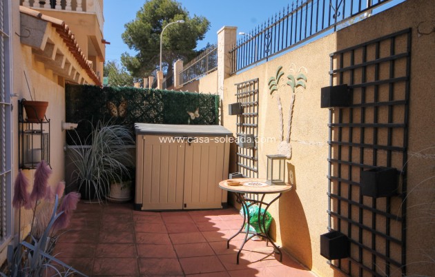 Herverkoop - Villa - Orihuela Costa - Costa Blanca