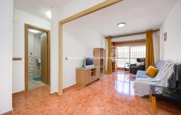 Herverkoop - Appartement / flat - Torrevieja - Playa De Los Naufragos
