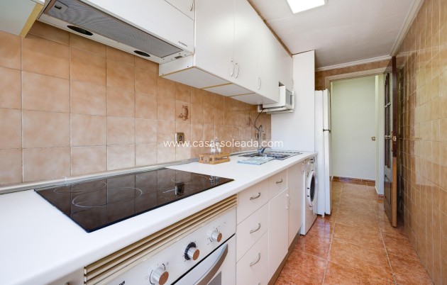 Herverkoop - Appartement / flat - Torrevieja - Playa De Los Naufragos