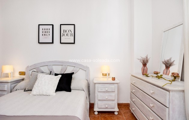 Herverkoop - Appartement / flat - Torrevieja - Playa De Los Naufragos