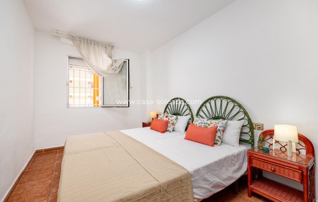 Herverkoop - Appartement / flat - Torrevieja - Playa De Los Naufragos
