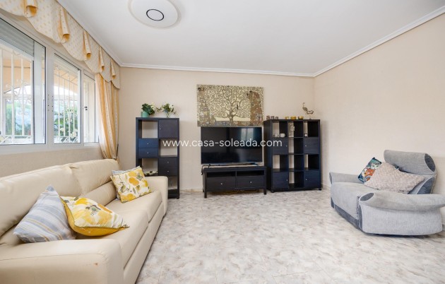 Herverkoop - Villa - Orihuela Costa - Villamartín