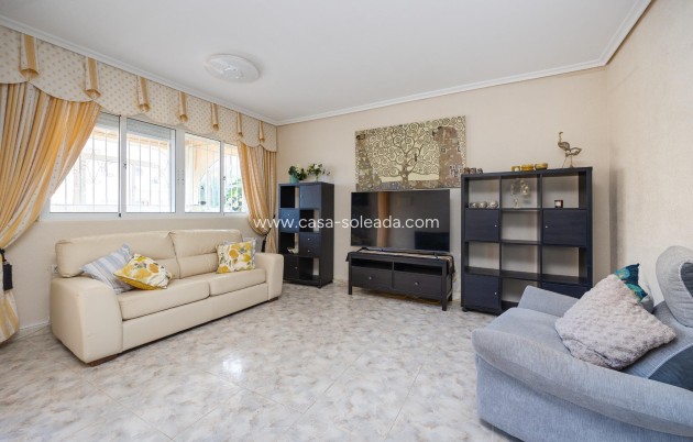 Herverkoop - Villa - Orihuela Costa - Villamartín