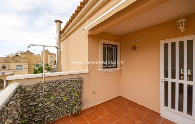 Herverkoop - Villa - Orihuela Costa - Villamartín