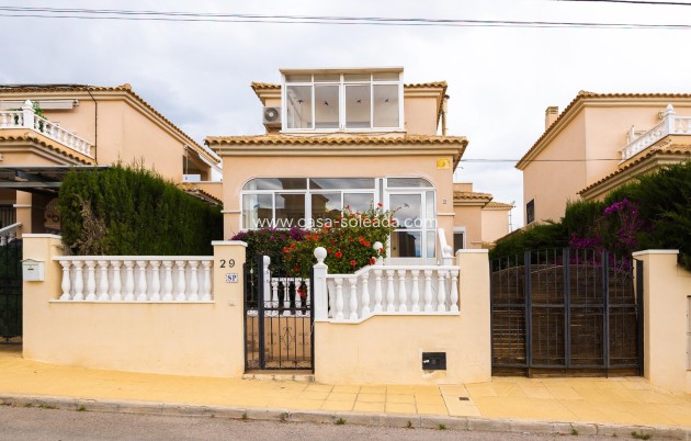 Herverkoop - Villa - Orihuela Costa - Villamartín