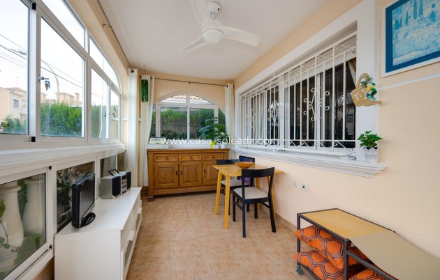 Herverkoop - Villa - Orihuela Costa - Villamartín