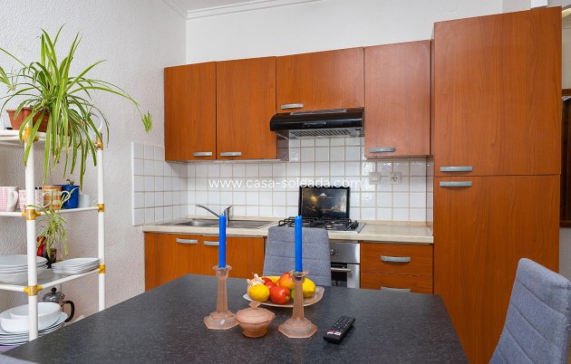 Herverkoop - Herenhuis - Torrevieja - La Siesta