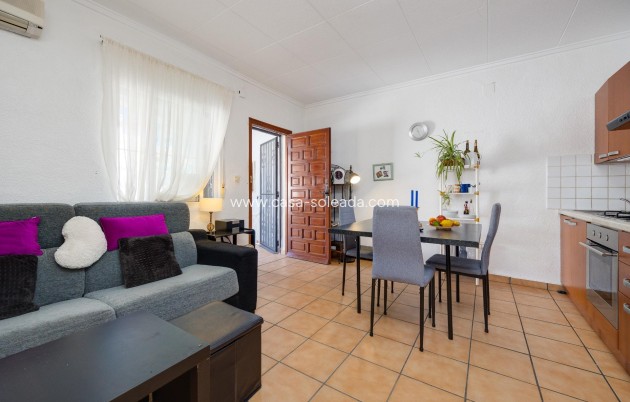 Herverkoop - Herenhuis - Torrevieja - La Siesta