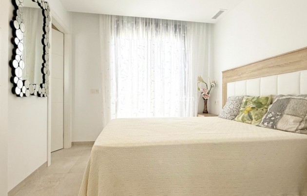 Herverkoop - Villa - Orihuela Costa - Villamartín