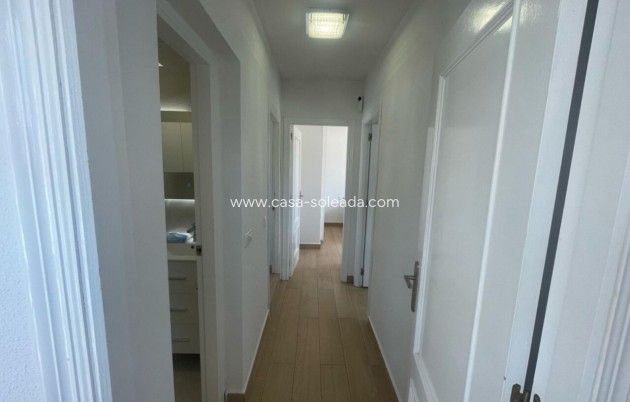 Herverkoop - Villa - Playa Flamenca - Costa Blanca