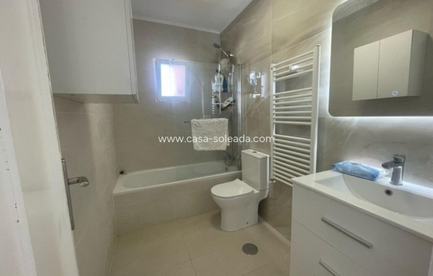 Herverkoop - Villa - Playa Flamenca - Costa Blanca