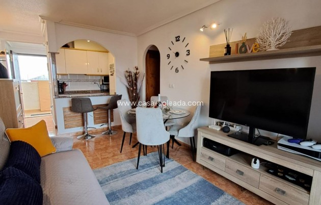 Herverkoop - Appartement / flat - Torrevieja - Aguas nuevas