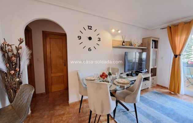 Herverkoop - Appartement / flat - Torrevieja - Aguas nuevas