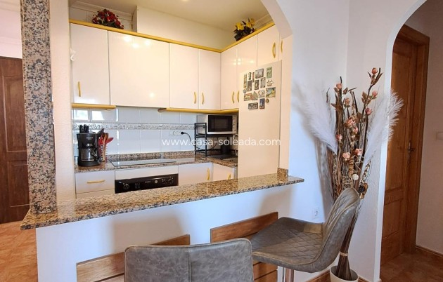 Herverkoop - Appartement / flat - Torrevieja - Aguas nuevas