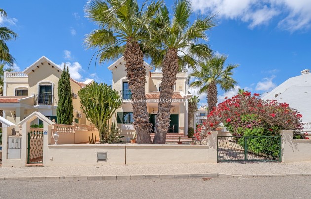 Wiederverkauf - Villa - Orihuela Costa - Costa Blanca