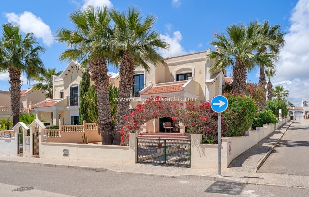 Wiederverkauf - Villa - Orihuela Costa - Costa Blanca