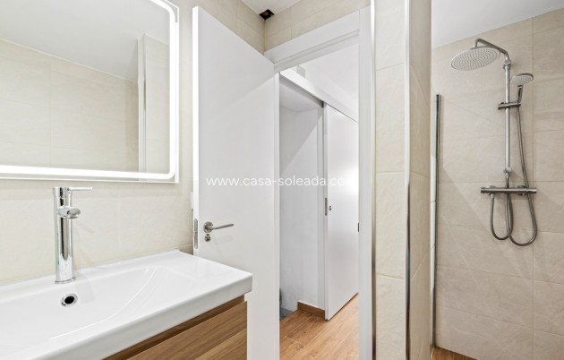 Herverkoop - Villa - Orihuela Costa - Costa Blanca