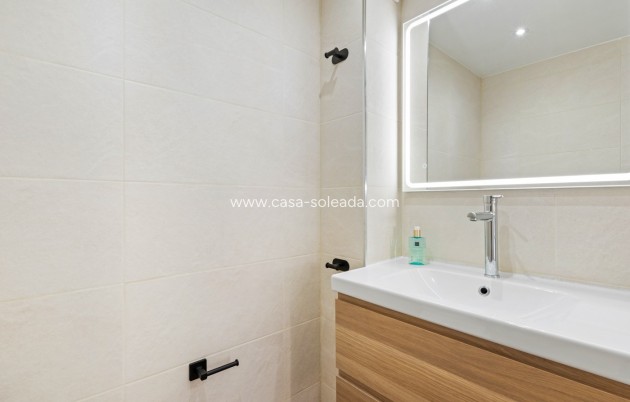 Herverkoop - Villa - Orihuela Costa - Costa Blanca