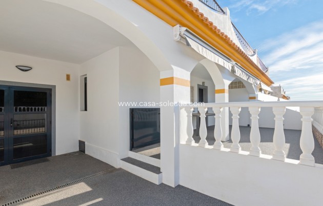 Herverkoop - Villa - Orihuela Costa - Costa Blanca
