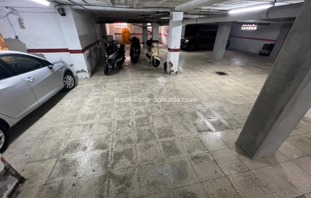 Resale - Apartment / flat - Torrevieja - Acequion