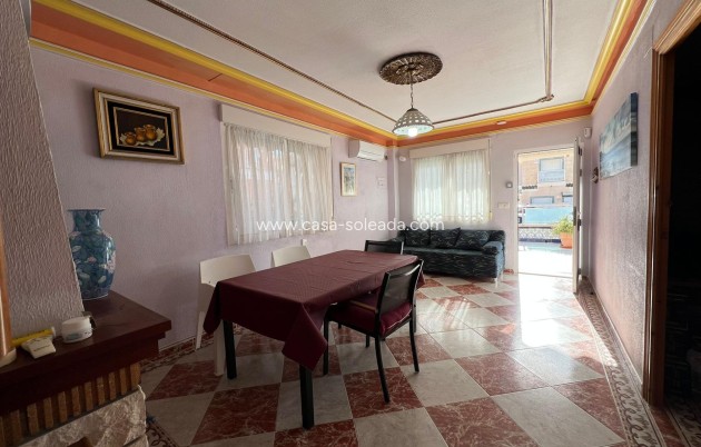 Wiederverkauf - Stadthaus - Torrevieja - La Mata
