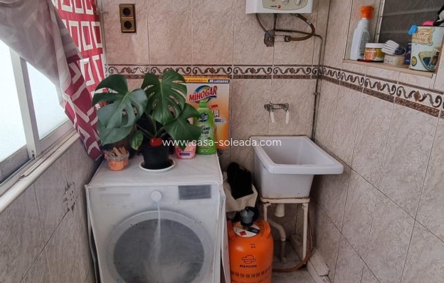 Herverkoop - Appartement / flat - Torrevieja - Habaneras