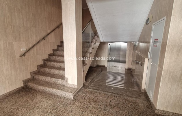 Herverkoop - Appartement / flat - Torrevieja - Habaneras