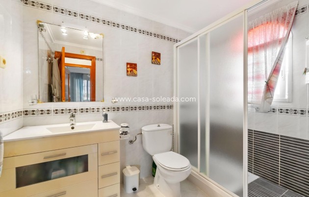 Herverkoop - Appartement / flat - Torrevieja - Los Europeos
