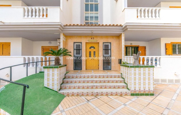 Herverkoop - Appartement / flat - Torrevieja - Los Europeos