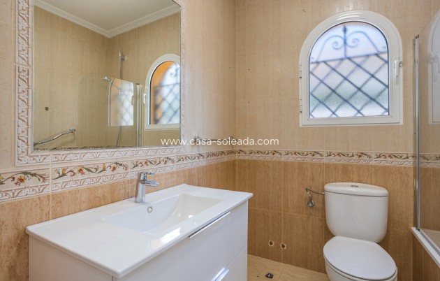 Resale - Bungalow - Los Montesinos