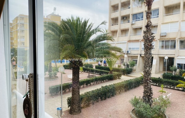 Resale - Apartment / flat - Torrevieja