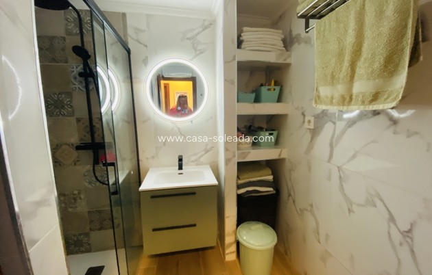 Resale - Apartment / flat - Torrevieja