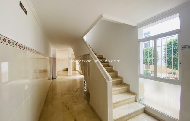 Resale - Apartment / flat - Torrevieja
