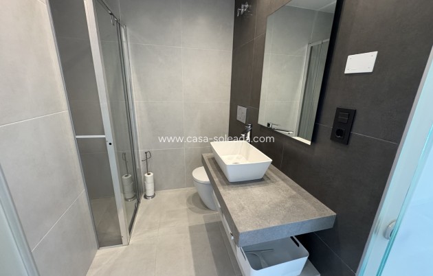 Herverkoop - Appartement / flat - Guardamar del Segura - El Raso