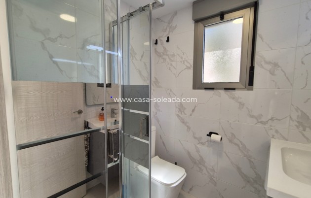 Resale - Villa - Torrevieja - Costa Blanca