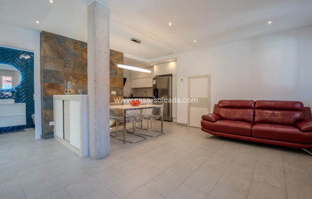 Herverkoop - Appartement / flat - Villamartin - Costa Blanca