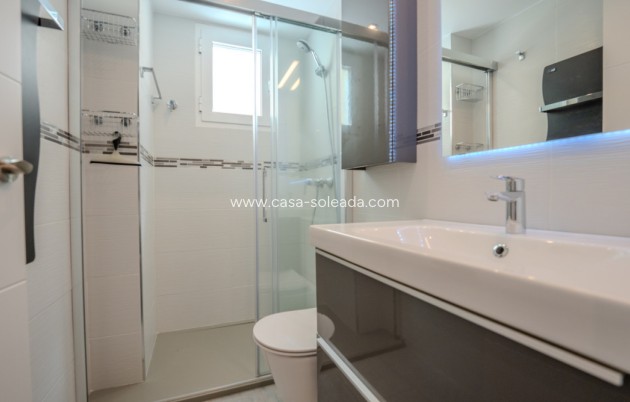 Herverkoop - Appartement / flat - Villamartin - Costa Blanca