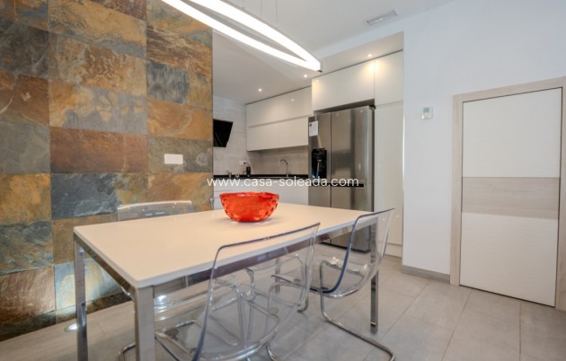 Herverkoop - Appartement / flat - Villamartin - Costa Blanca