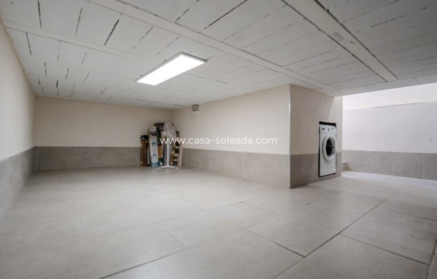 Herverkoop - Appartement / flat - Villamartin - Costa Blanca