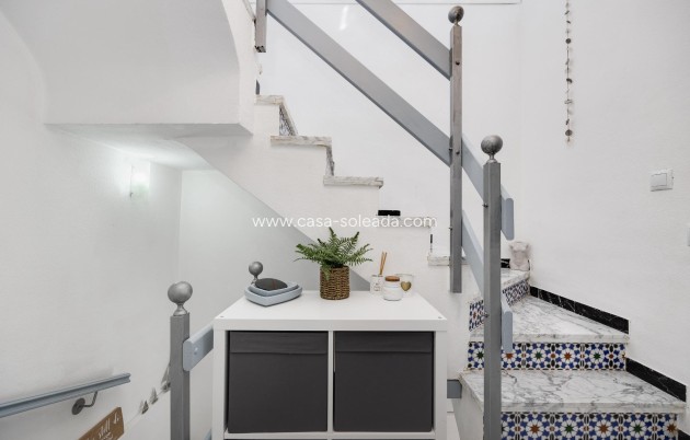 Resale - Apartment / flat - Torrevieja - San Luis